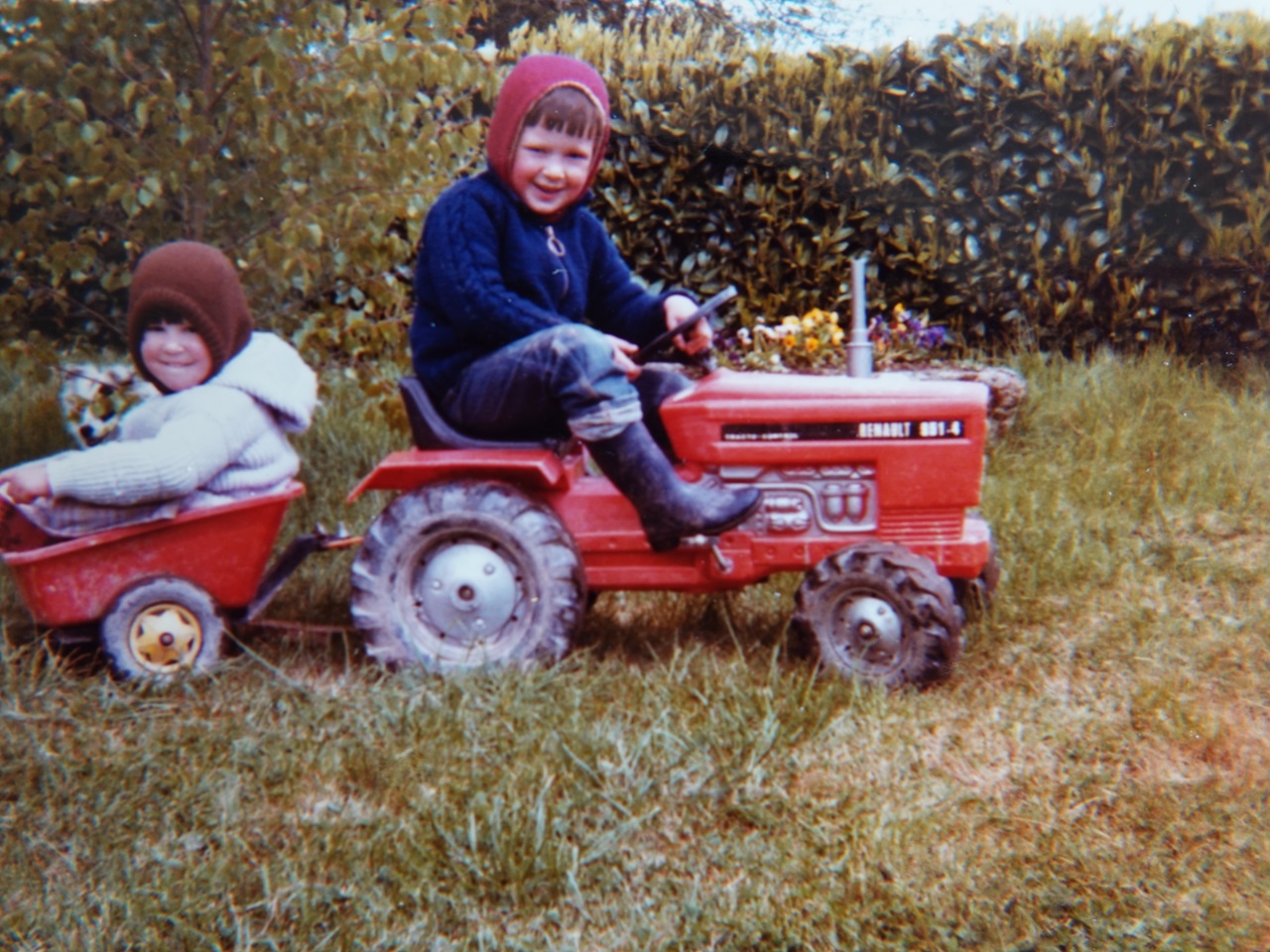 Damien & Apolline, notre premier tracteur